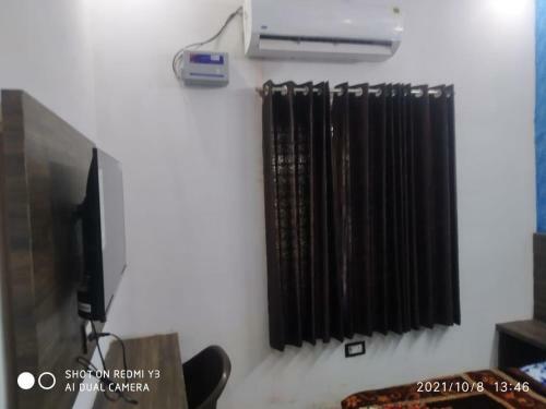 Oyo 83300 Hotel City Palace