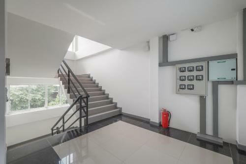 Hotel Oyo 1159 K&K Apartment