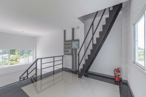 Hotel Oyo 1159 K&K Apartment