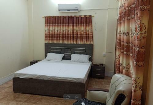 Hotel Autobahn Guest House