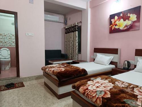 Hotel Vrindavan Palace