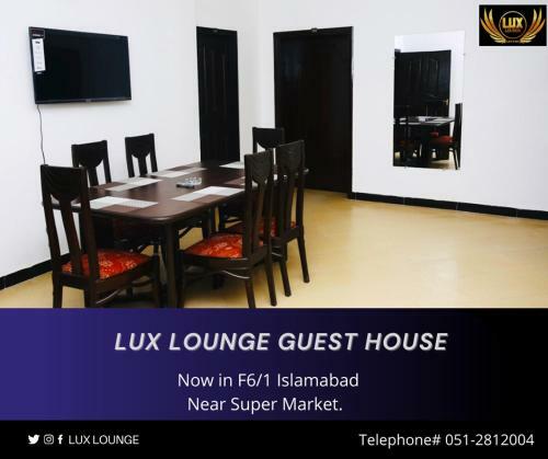 Hostal Lux Lounge Guest House