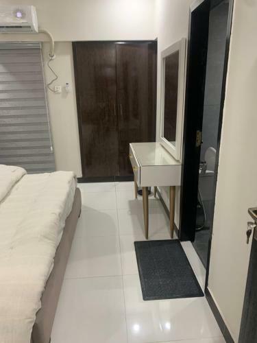 Escape Apartments