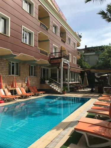 Yacht Marina Apart Hotel