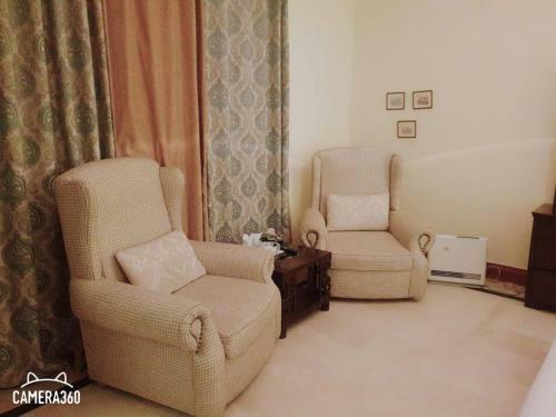 Hostal Royal Motel Guest House
