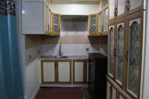 Apartamento Roshan Heights