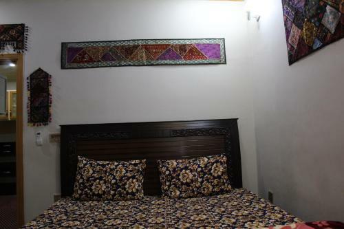 Apartamento Roshan Heights