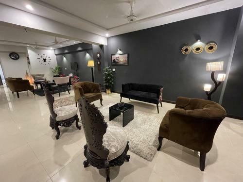 Freddy?s Luxury Apartments