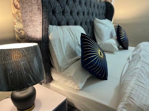 Entire Two Bed Apartment F-6/1
