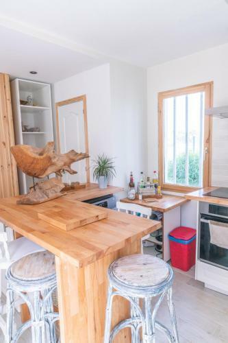The Ohana Beach Apartment