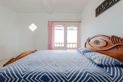 Adinda Beach Hotel And Villa