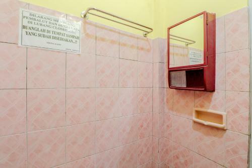 Adinda Beach Hotel And Villa