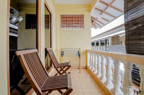 Adinda Beach Hotel And Villa