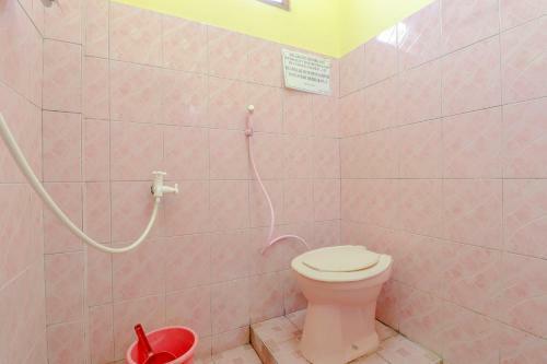 Adinda Beach Hotel And Villa