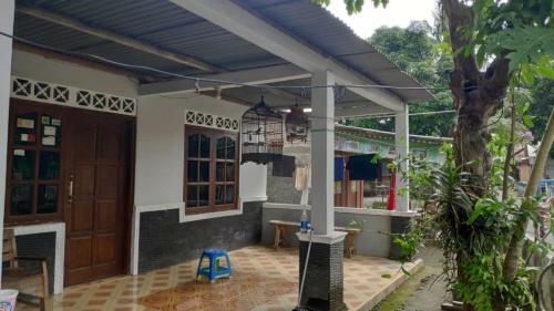 Hostal Dibyo Homestay