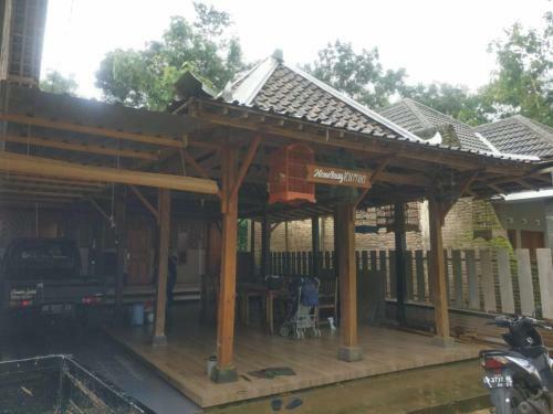 Albergue Homestay Kurnia