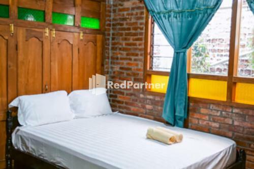 Hotel Omahe Haji Qoema Syariah 3 Redpartner