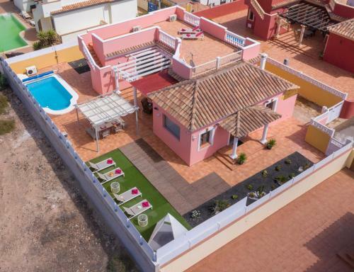Villa Bella Lucia 3. Piscina Climatizada, Wifi, Bbq.