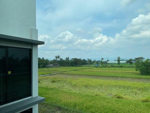 Villa Oasis Penthouse In Rice Field