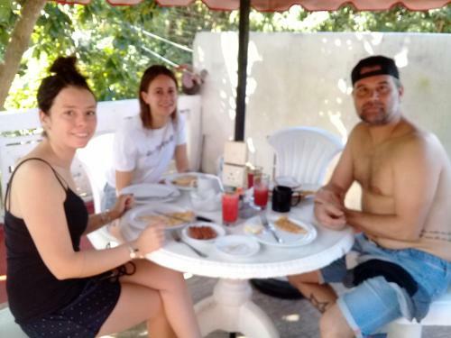 Hostal Abhaya Resorts