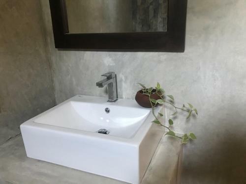 Kingdom Gate Hotel