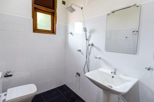 Hostal Sandamal Holiday Resort