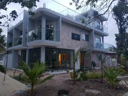Hotel Wow Inn Keyodhoo
