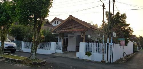 Purwosari Guest House