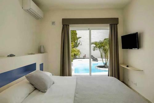 Priv� Royal Villa Bahiazul