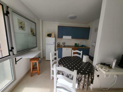 Nice Rooms In A Shared Apartment In The Centre Of Corralejo