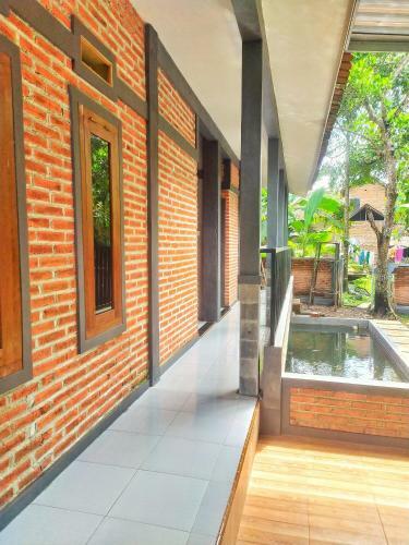 Bed & Breakfast Kelapa Gading Villas