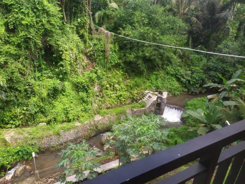 Bed & Breakfast Kelapa Gading Villas