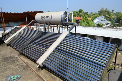 Hotel Ramanilayam Tourist Home