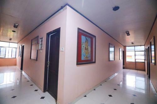 Hotel Ramanilayam Tourist Home
