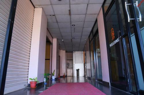 Hotel Ramanilayam Tourist Home