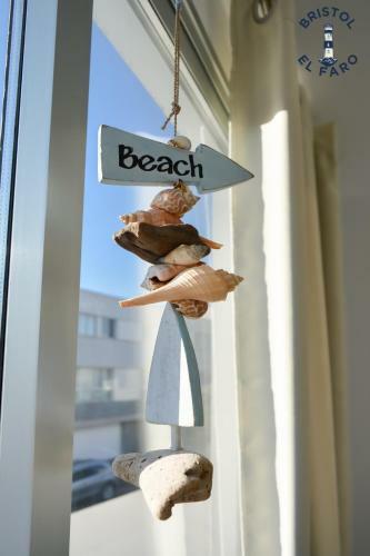 Apartamento Digital Bristol El Faro - Wifi Free & Pool - 3 Persons