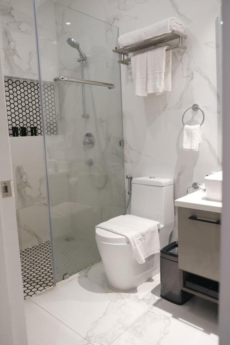 Hotel Stonehill Suites