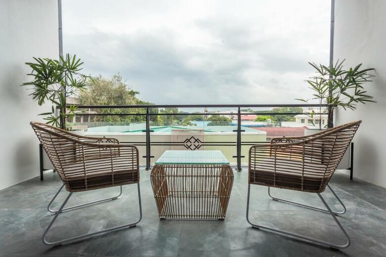 Hotel Stonehill Suites