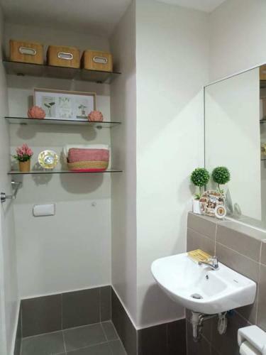 Apartamento Condo Unit In Camella Manor Ibiza Bldg Bacolod
