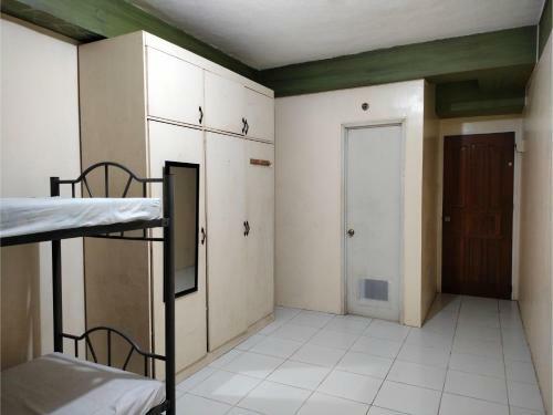 Hotel Oyo 800 Ddd Habitat Dormtel Bacolod