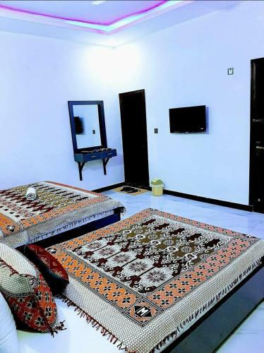 Hostal Galaxy Inn Hotel Near Millennium
