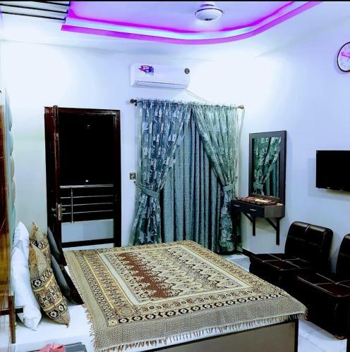 Hostal Galaxy Inn Hotel Near Millennium