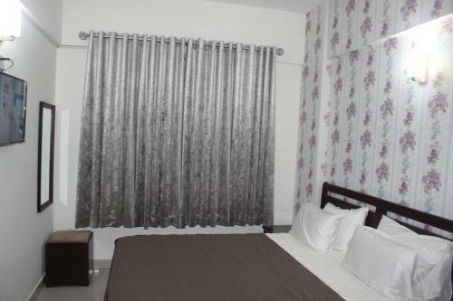 "service Apartments Karachi" Beach View