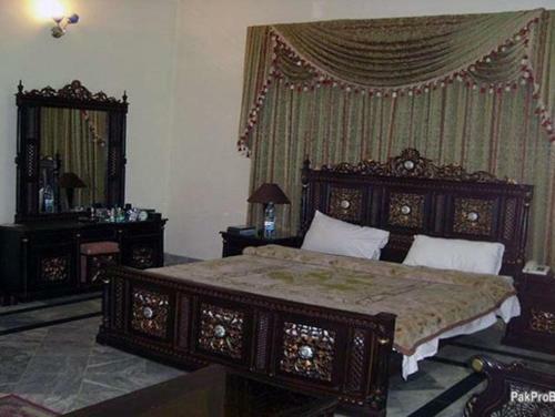 Hostal Maxwell Inn Karachi Guest House