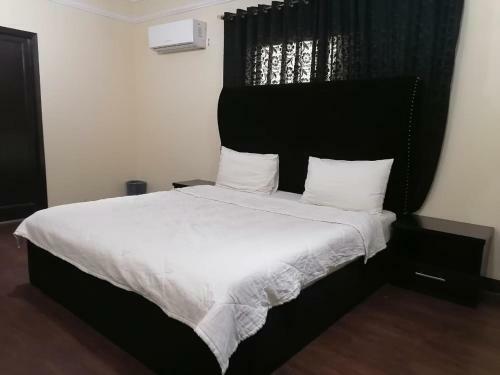 Hostal Couple Guest House Karachi