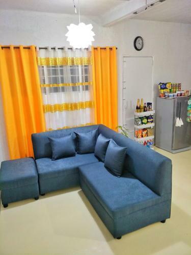 Monette's Fully Furnished Apartment With 2 Bedrooms