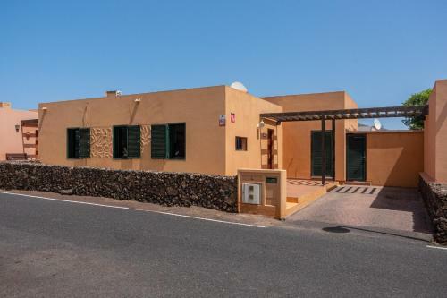 Great Villa With Private Pool Near Corralejo Es