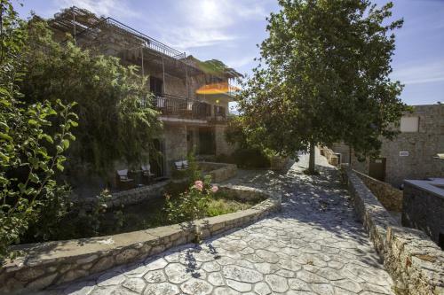 Kolokotronis Hotel