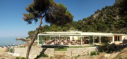 Glyfada Beach Hotel