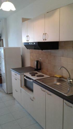 Harbour View (oceanis Apartments)
